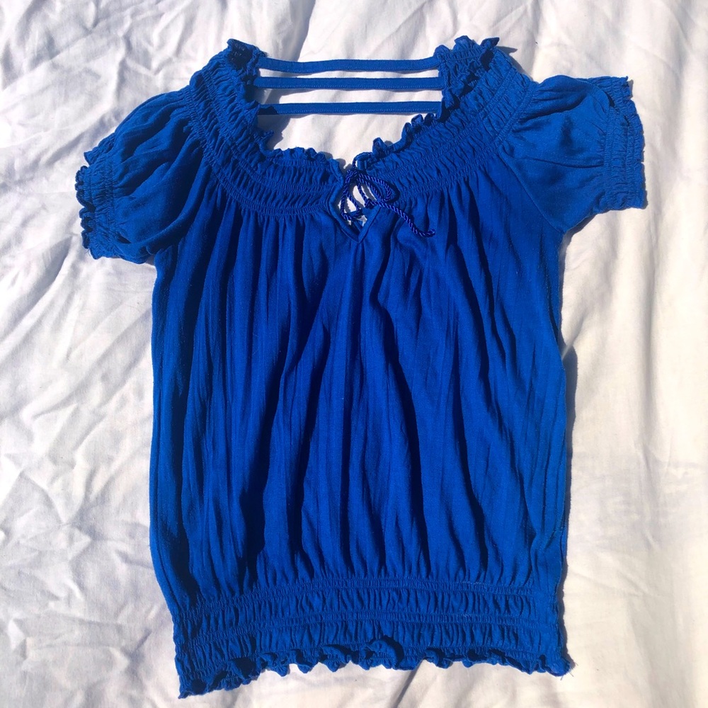 blue shirt
